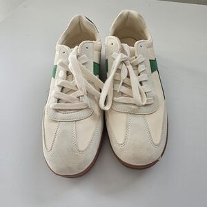 No Boundries Green and White Sneakers